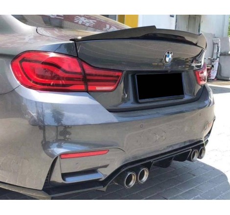 Kit De Carrosserie BMW F80 Noir brillant Look CS